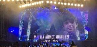🎥Guns N’ Roses’in İstanbul konserinde Ahmet Minguzzi unutulmadı