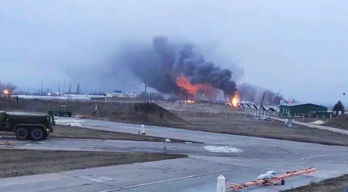 Ukrayna’dan Rusya’ya ağır darbe! Rusya’nın füze taşıyıcı bombardıman uçağı filosunun 3’te 1’i yok edildi.