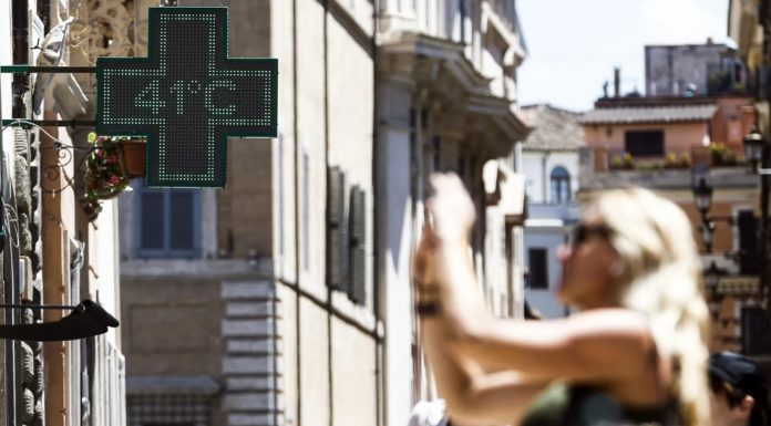 “Görülmemiş sıcaklıklar”! Avrupa’da Meteorolojik alarm verildi.