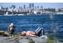 İstanbul’da sıcaklıklar mevsim normallerinin üzerine çıkacak; 35 dereceyi bulacak.