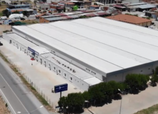 ”Uygulanan programlar nedeniyle rekabeti yitirdik.” Tekstil sektörünün dev şirketi 2 fabrikasını birden kapatıyor.