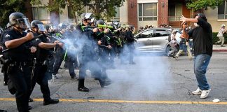 Eylemler 10 kente daha yayıldı! Los Angeles’ta kısmî sokağa çıkma yasağı ilan edildi! Toplu tutuklamalar başladı.