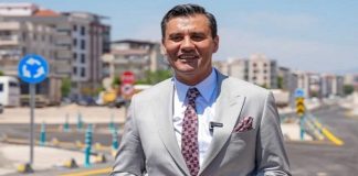 Özel, Ferdi Başkan’ın cenaze programını gözyaşlarıyla duyurdu