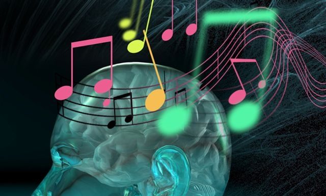 İstanbul’da yüksek sesle müzik dinleyenlere para cezası