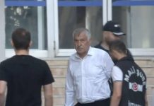 Bugün CHP’nin 3 belediye başkanı tutuklandı. Birine ev hapsi verildi.