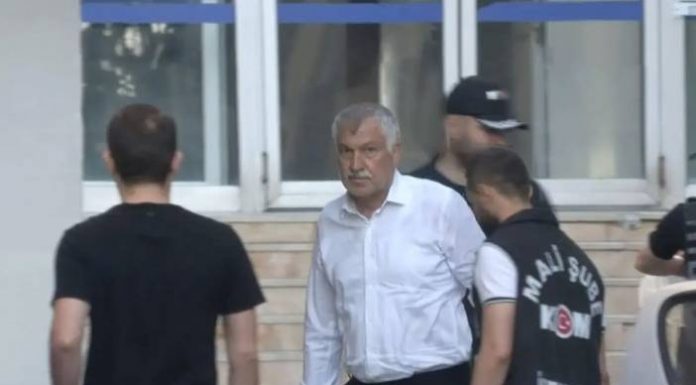 Bugün CHP’nin 3 belediye başkanı tutuklandı. Birine ev hapsi verildi.