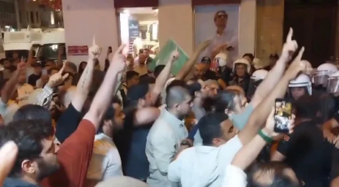 Açılan soruşturmanın ardında Leman Dergi binası saldırıya uğradı