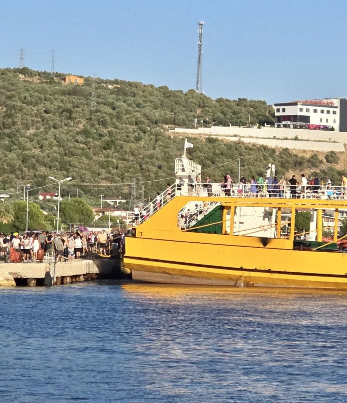 1752425063336-gvw-h-ll-xs-aebq-2-f