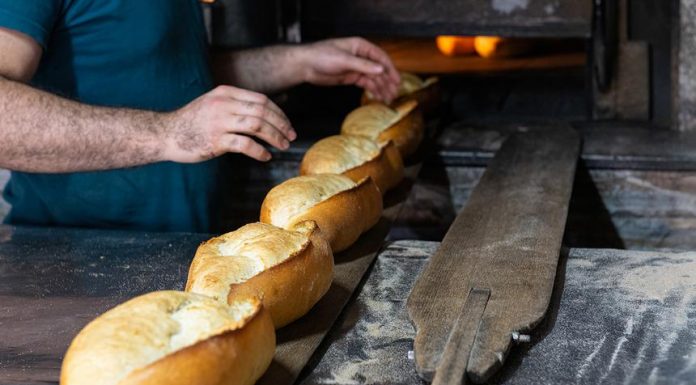 İSTANBUL’DA EKMEĞE ZAM!