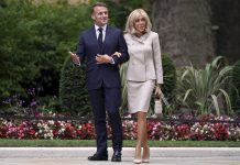 “Brigitte Macron erkek” iddiasına karşı dava açıldı.