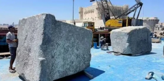 Dünya’nın 7 Harikası’ndan İskenderiye Feneri’ne ait kalıntılar deniz dibinden çıkarıldı