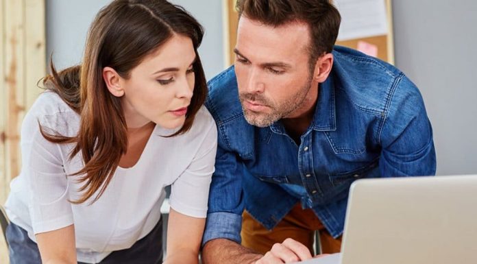 Her beş çalışandan biri, eşine sadık değil. Sadakatsizlik hangi meslek gruplarında öne çıkıyor? Türkiye’de durum ne?