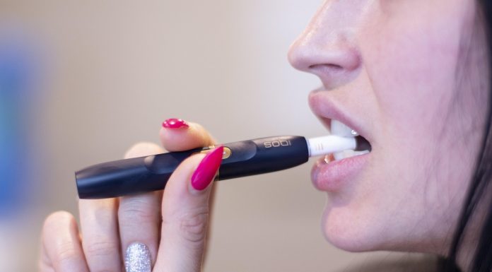 İspanya’da Sigarayı Bırakmayanlar İçin Zarar Azaltma Stratejileri Tartışılıyor