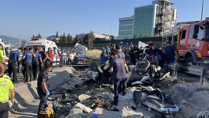 kaza1jpg-1K1eZugG70eoDhgXhL67ow