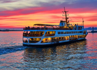 İstanbul’un yaz klasiği ‘Mehtap Turları’ devam ediyor
