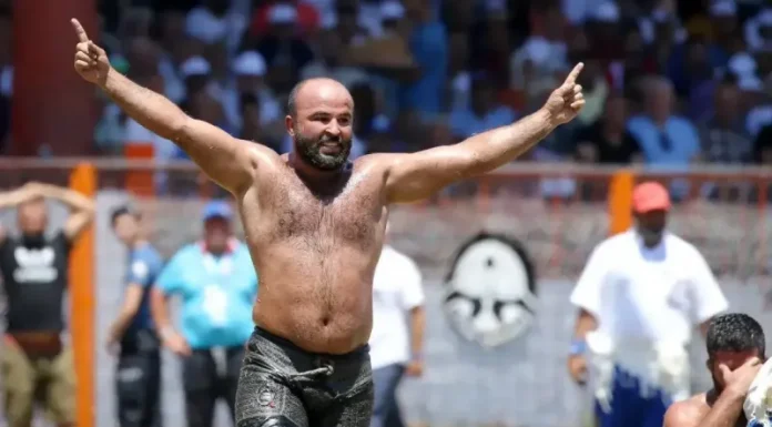 Kırkpınar: Orhan Okulu, başpehlivan oldu