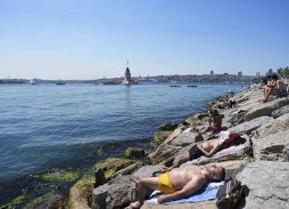 İstanbul : Hafta boyunca sıcaklık 30 derecenin altında seyredecek.