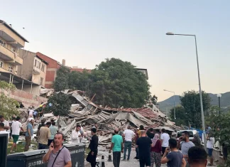 AFAD: Sındırgı’da dünkü deprem 8 şiddetinde hissedildi.