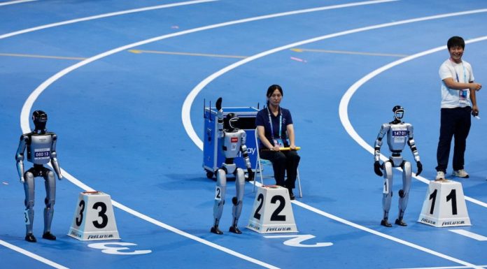 🎥Dünyanın ilk robot olimpiyatları Çin’de resmen başladı
