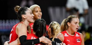 A Milli Kadın Voleybol Takımı, Dünya Şampiyonası’nın ilk maçında İspanya’yı 3-0 mağlup etti.