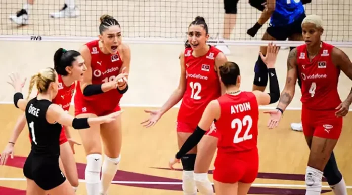 Türkiye A Milli Kadın Voleybol Takımı, Dünya Kupası için finalde bugün İtalya ile karşılaşıyor.