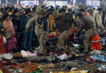 Hindistan’da parti mitinginde facia: Çok sayıda ölü ve yaralı var!