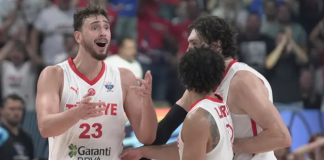 12 Dev Adam Avrupa İkincisi