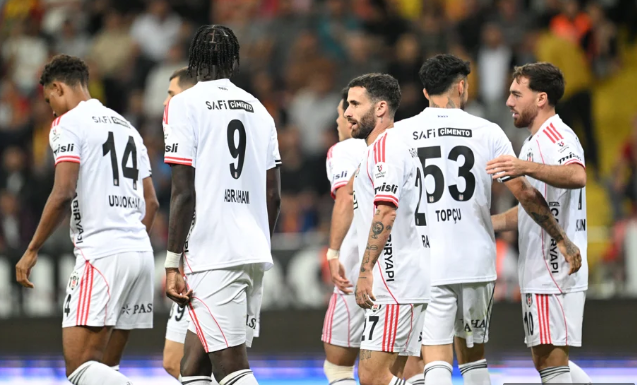 Beşiktaş erteleme maçında farka koştu.