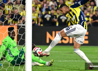 Dev maçın galibi Fenerbahçe