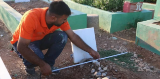 Büyünün her türlüsü var. Mezarlardan çıkanlar şoke etti! Kağıt, kaşık, kuzu kafası…