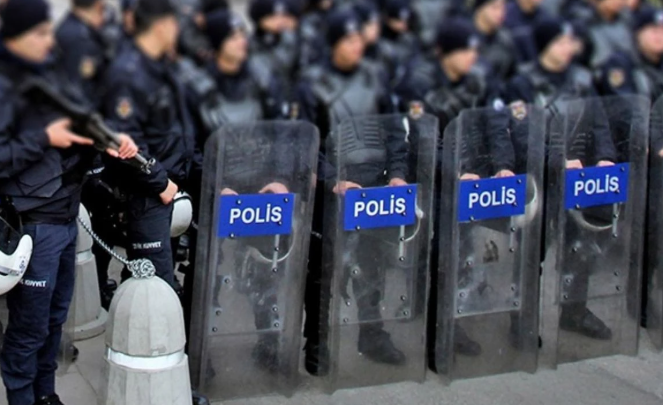 polis