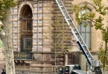 Louvre Müzesi’ni profesyoneller değil ‘mahallenin serseri çocukları’ soymuş.