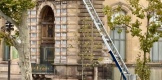 Louvre Müzesi’ni profesyoneller değil ‘mahallenin serseri çocukları’ soymuş.