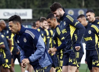 Fenerbahçe’de 2 isim kadro dışı!