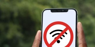 Afganistan’da Taliban “ahlâka aykırı” faaliyetleri önlemek için internet ve cep telefonu şebekelerini kesti