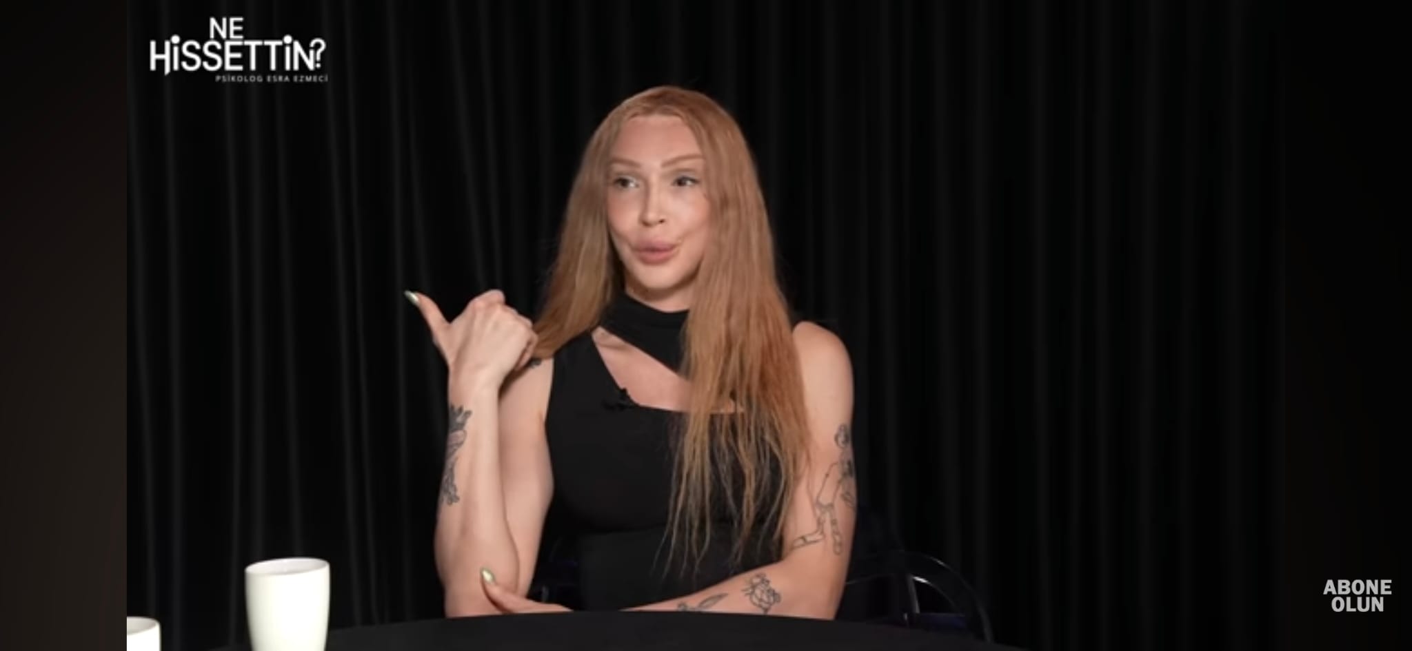 Oyunculuk master’lı travesti şimdi eskort!