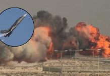 🎥 Havacılık gösterisinde savaş uçağı yere çakıldı. Pilot öldü.