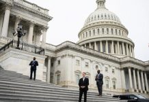 ABD: 43 gündür kapalı olan hükümet yeniden açıldı.