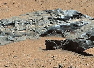 NASA’dan bilim insanları,Mars’ta, ‘oraya ait olmayan’ gizemli bir kaya parçası keşfettikten sonra şaşkına döndü