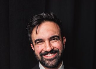New York’ta ilk Müslüman ve kendini Sosyalist olarak tanıtan aday belediye başkanı seçildi.