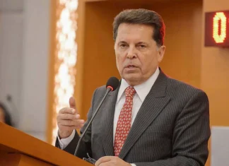 Ahmet Özer’e 6 yıl 3 ay hapis cezası