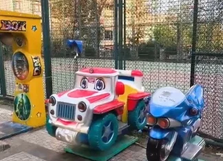 Çocuk parkında 4 çocuğa elektrik çarptı