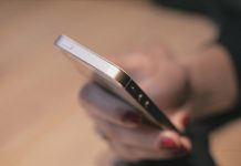 Mobil telefonda yeni hat için vergi 145 TL arttı.