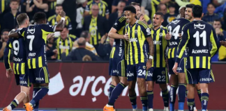 Fenerbahçe Kayserispor’u 4 golle geçti, puan farkını 1’e indirdi