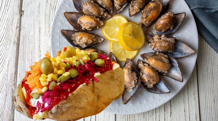 Midye, Kumpir faciası: İki çocuktan sonra anne de öldü. Restoran mühürlendi.