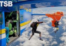 🎥 Havada dehşet anları. Paraşütçü uçağa takıldı!