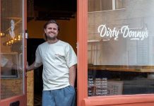 Döner kebap satan İngiliz işletmesi, Türk mutfağını ‘kendi mutfağına uyarlamakla’ suçlanınca faaliyetine son verdi.