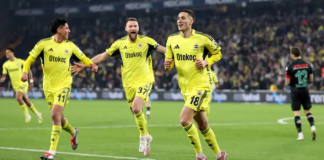 Fenerbahçe farklı kazandı