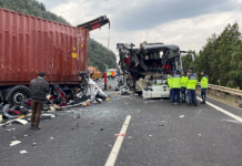 Katliam gibi kaza. Yolcu otobüsü TIR’a çarptı; 7 ölü, 11 yaralı