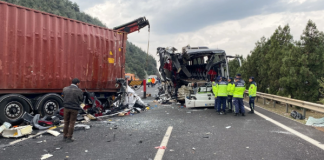 Katliam gibi kaza. Yolcu otobüsü TIR’a çarptı; 7 ölü, 11 yaralı